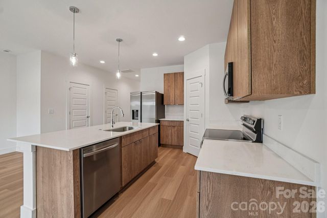 17 Bolton Street 9, Asheville, NC 28806