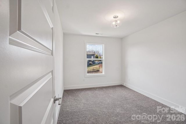 17 Bolton Street 9, Asheville, NC 28806