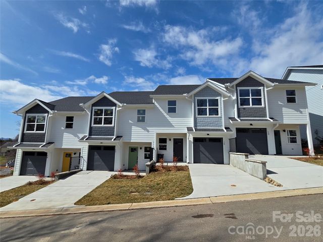 17 Bolton Street 9, Asheville, NC 28806