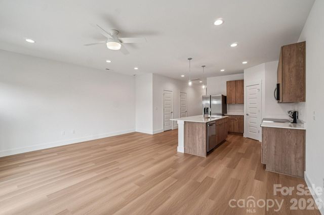 17 Bolton Street 9, Asheville, NC 28806