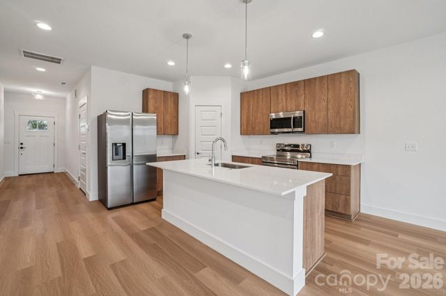 17 Bolton Street 9, Asheville, NC 28806