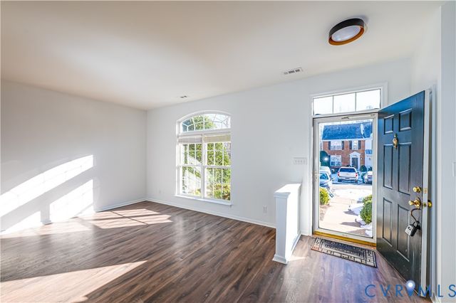 3107 Friars Walk Ln, Glen Allen, VA 23059