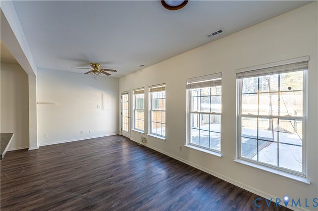 3107 Friars Walk Ln, Glen Allen, VA 23059