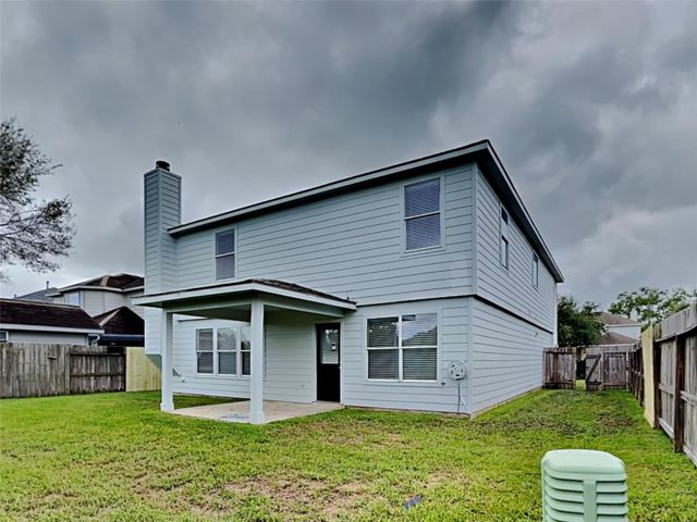 226 S Golden Oak Drive, Texas City, TX 77591