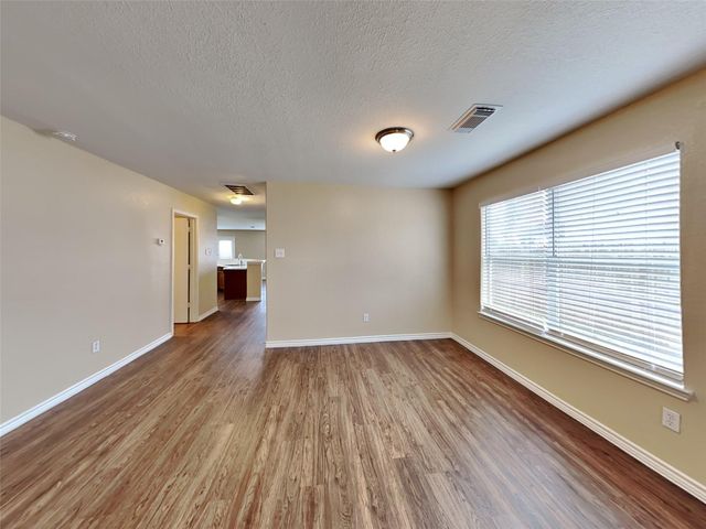 226 S Golden Oak Drive, Texas City, TX 77591