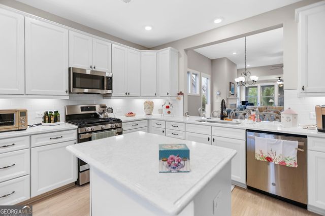 315 Blue Spruce Drive, Peachtree City, GA 30269