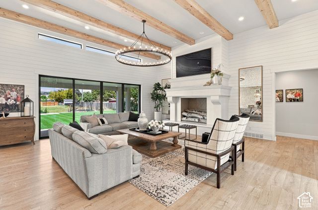 1178 E LESTER DR, South Weber, UT 84405