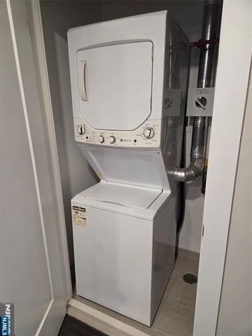 59 Willet Street 1, Bloomfield, NJ 07003