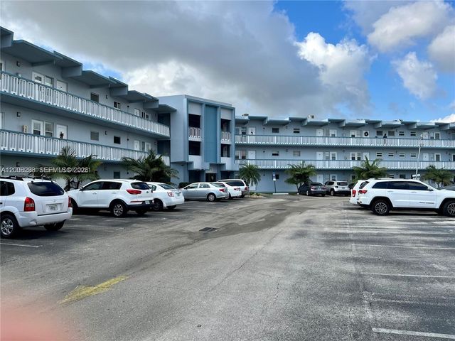 2200 Park Ln 302, Hollywood, FL 33021