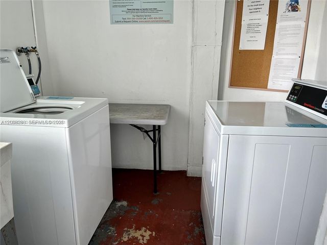 2200 Park Ln 302, Hollywood, FL 33021