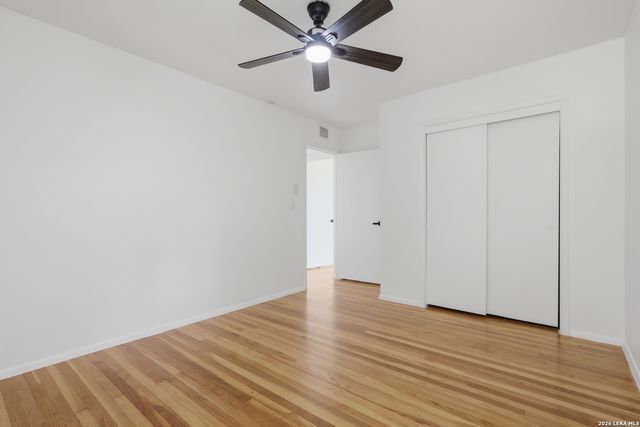 210 W Glenview, San Antonio, TX 78228