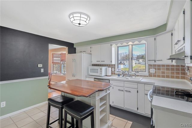 120 Brookview Lane, Salina, NY 13088