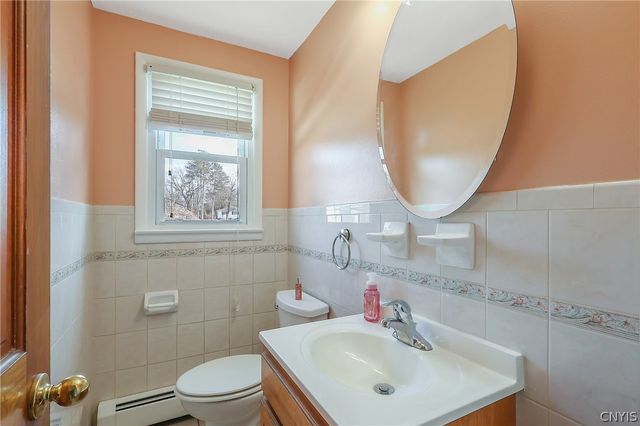 120 Brookview Lane, Salina, NY 13088