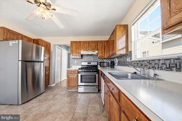 662 BARBADOS DR, Williamstown, NJ 08094