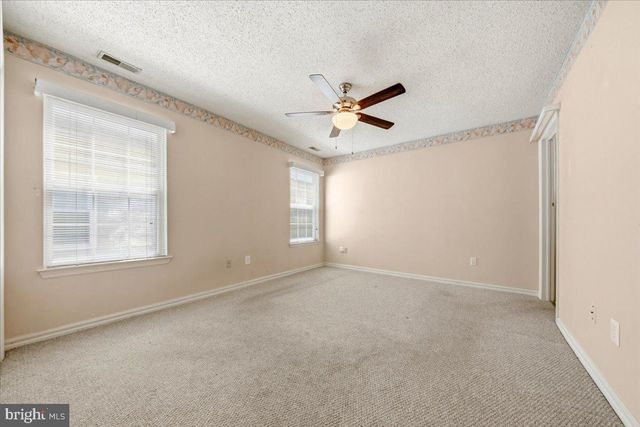 662 BARBADOS DR, Williamstown, NJ 08094