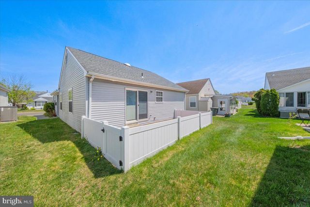 662 BARBADOS DR, Williamstown, NJ 08094