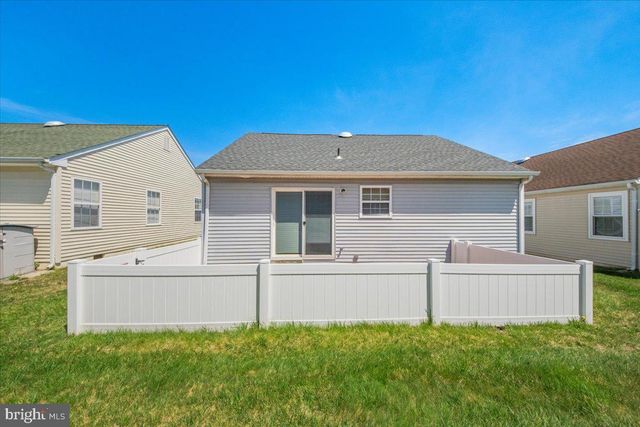 662 BARBADOS DR, Williamstown, NJ 08094