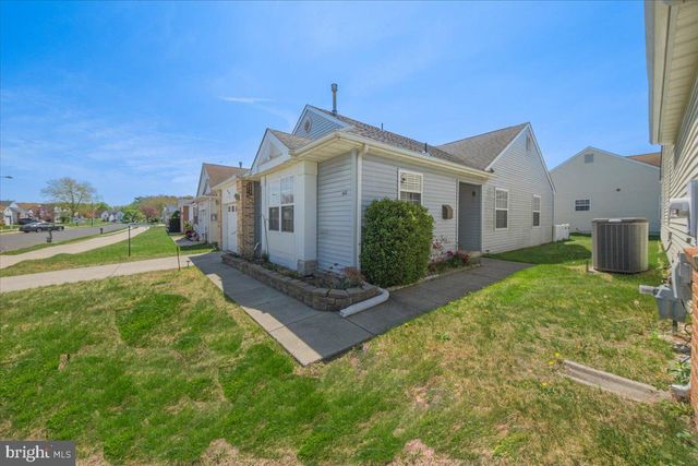 662 BARBADOS DR, Williamstown, NJ 08094