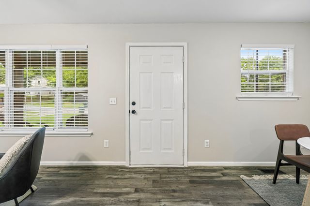 200 Cullum Ave, Dickson, TN 37055