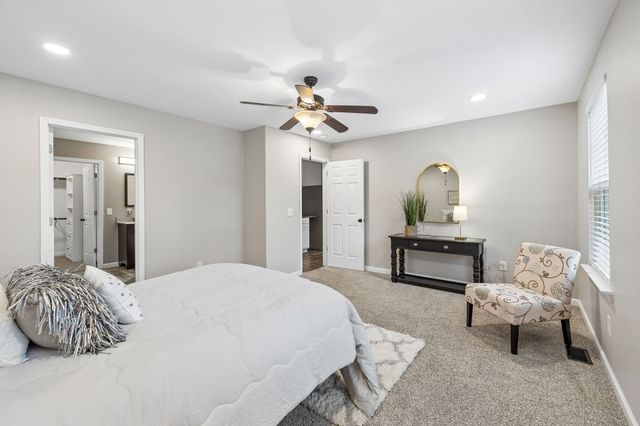 200 Cullum Ave, Dickson, TN 37055