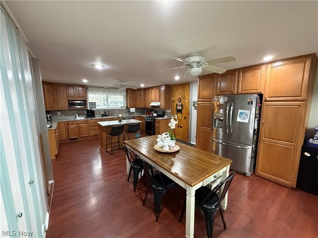 7145 Lakeshore Boulevard, Mentor, OH 44060