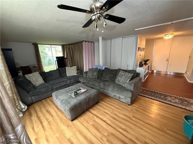 7145 Lakeshore Boulevard, Mentor, OH 44060