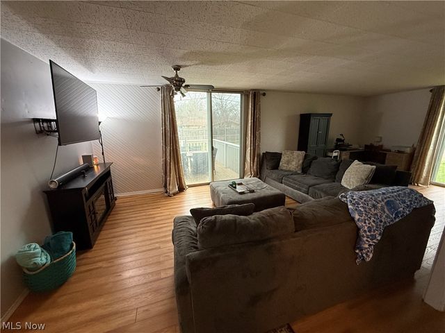 7145 Lakeshore Boulevard, Mentor, OH 44060