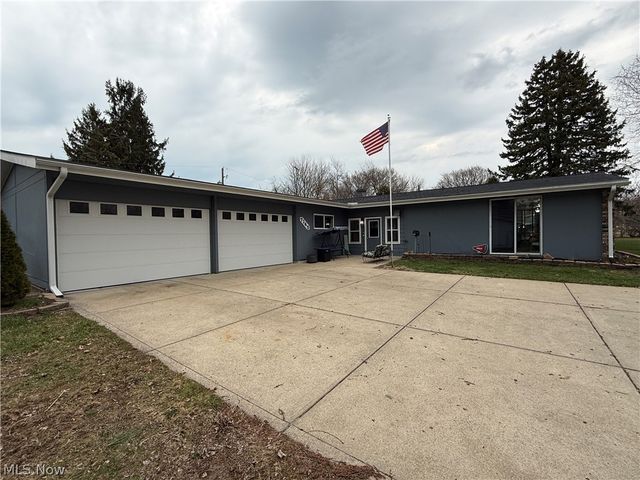 7145 Lakeshore Boulevard, Mentor, OH 44060