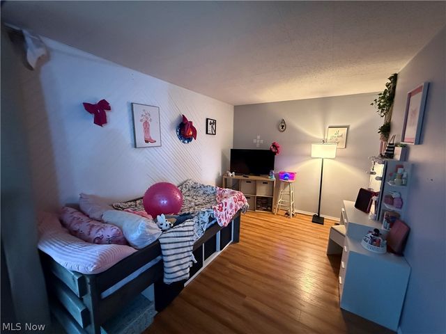 7145 Lakeshore Boulevard, Mentor, OH 44060