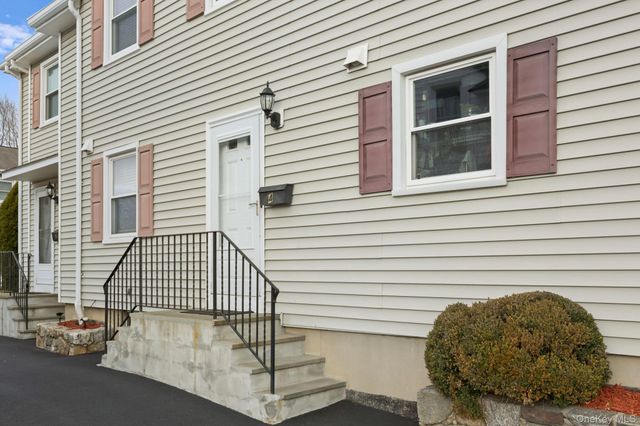 14 Harold Avenue 4, Greenwich, CT 06830