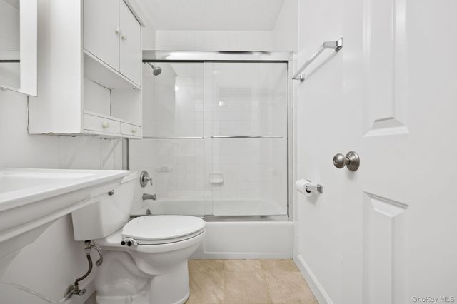 14 Harold Avenue 4, Greenwich, CT 06830