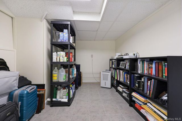 14 Harold Avenue 4, Greenwich, CT 06830