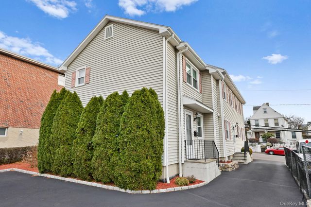 14 Harold Avenue 4, Greenwich, CT 06830