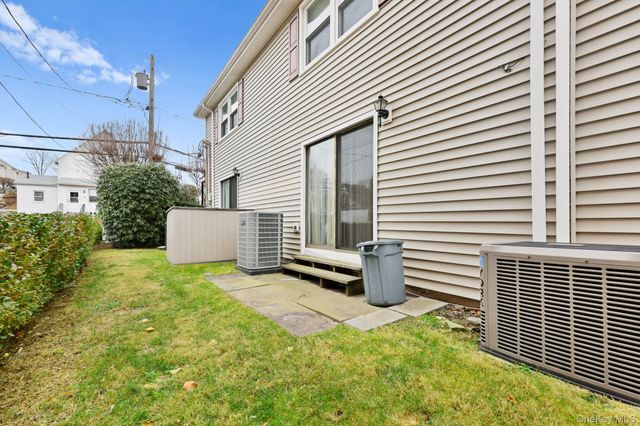 14 Harold Avenue 4, Greenwich, CT 06830