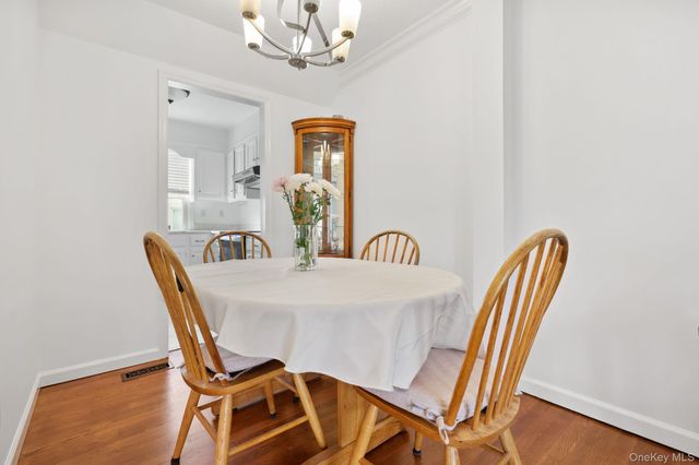 14 Harold Avenue 4, Greenwich, CT 06830