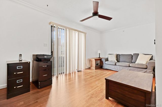 14 Harold Avenue 4, Greenwich, CT 06830