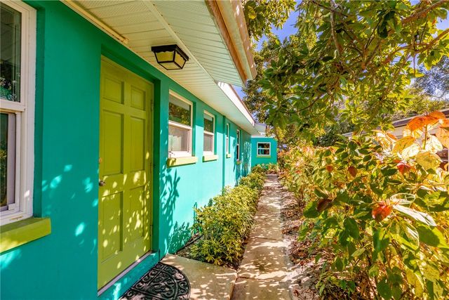 2146 18th Avenue, Vero Beach, FL 32960