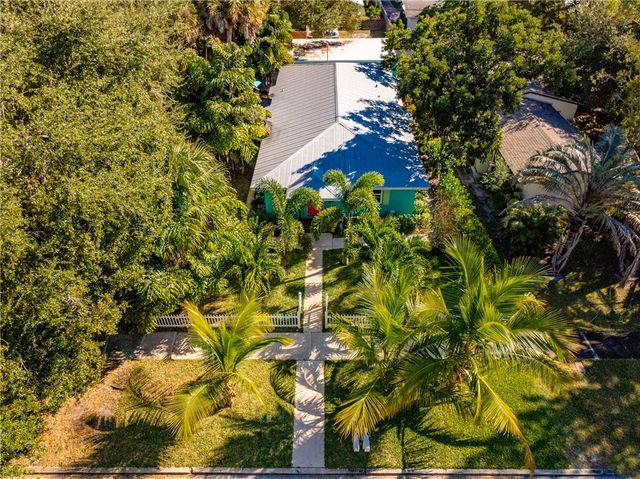 2146 18th Avenue, Vero Beach, FL 32960