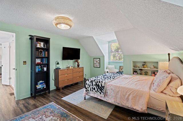 600 Cherry Lane, Bartlesville, OK 74003