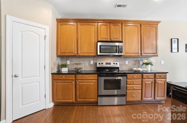 12226 Red Rust Lane, Charlotte, NC 28277