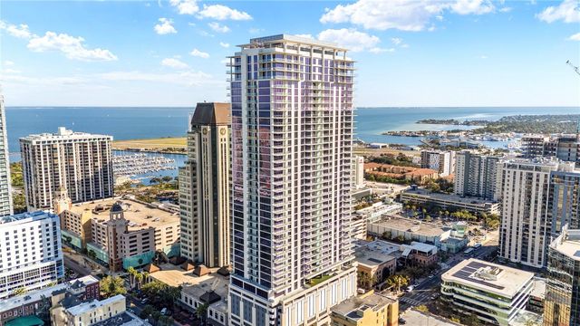 275 1ST AVENUE S 3205, St Petersburg, FL 33701