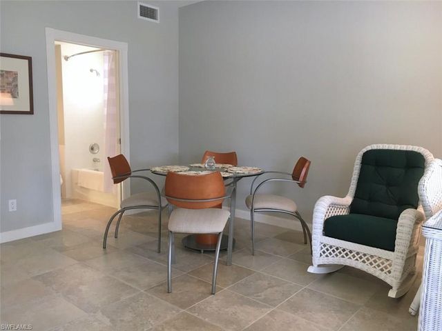 8047 Sorrento LN, Naples, FL 34114