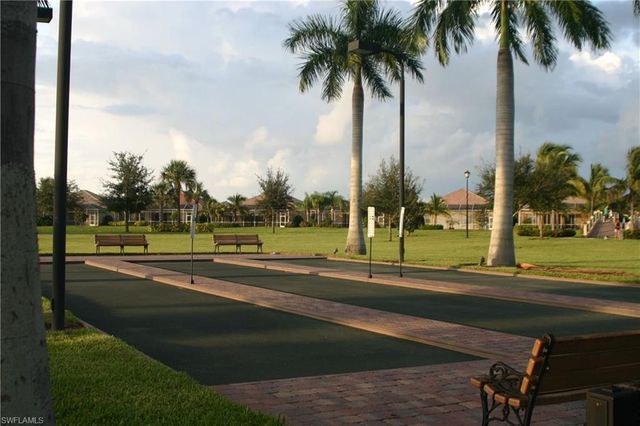 8047 Sorrento LN, Naples, FL 34114