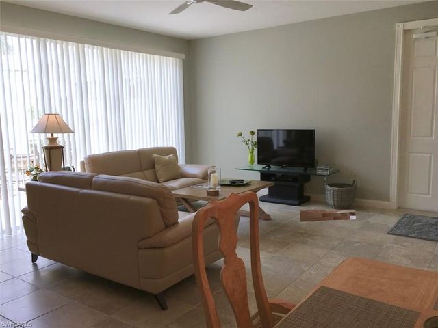 8047 Sorrento LN, Naples, FL 34114
