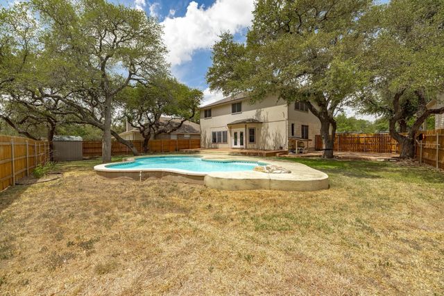 610 Haleys CV, Leander, TX 78641