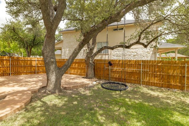 610 Haleys CV, Leander, TX 78641