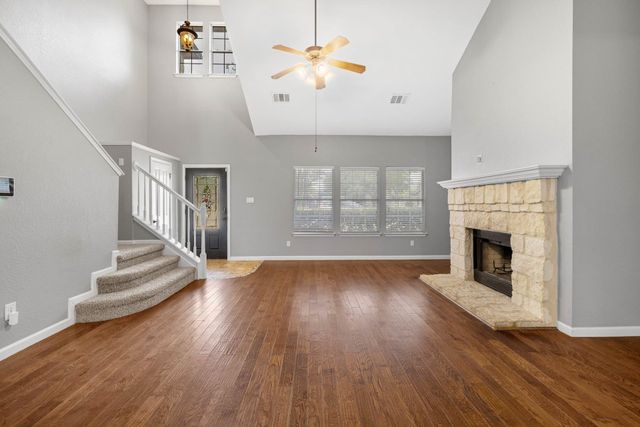 610 Haleys CV, Leander, TX 78641