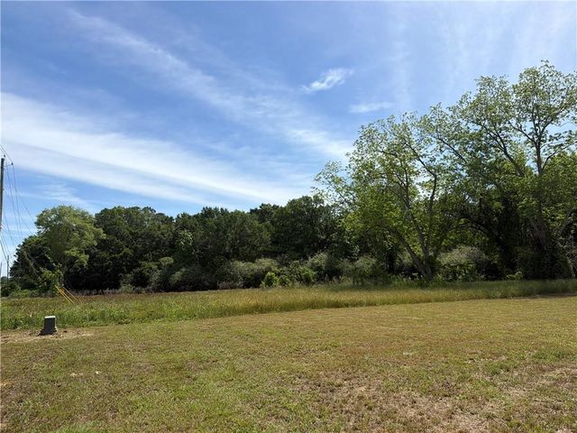 11849 Airport Boulevard, Mobile, AL 36695
