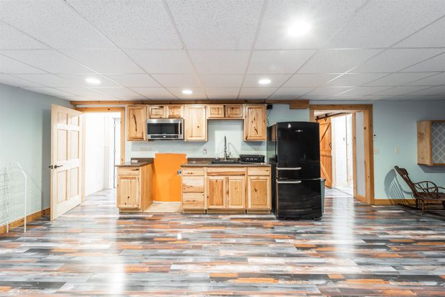 6 Phoenix Drive, Kingston, NH 03848