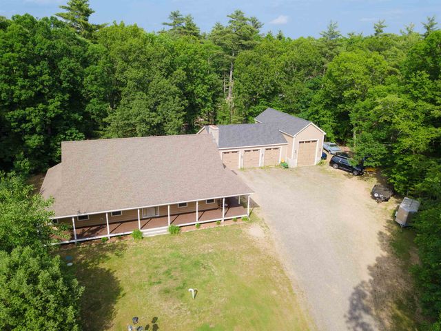 6 Phoenix Drive, Kingston, NH 03848